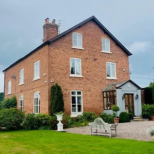 Golborne Manor Bed & Breakfast